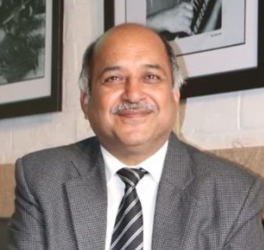 Dr. Rajesh Sachdev